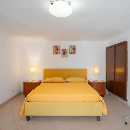 2 Terraces And Pergola House In * Ischia